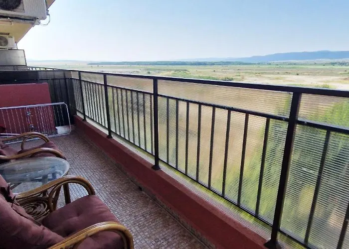 Orient Διαμέρισμα *